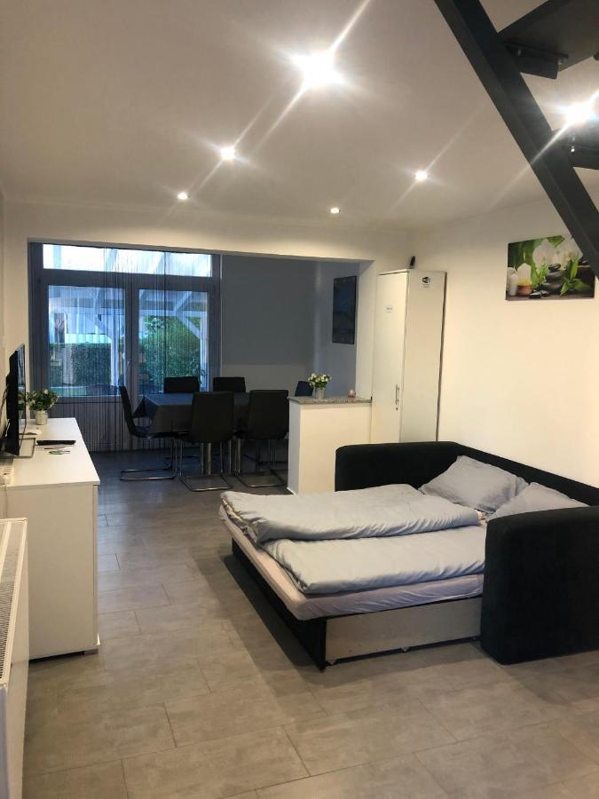 Heni Apartment Buk Luaran gambar