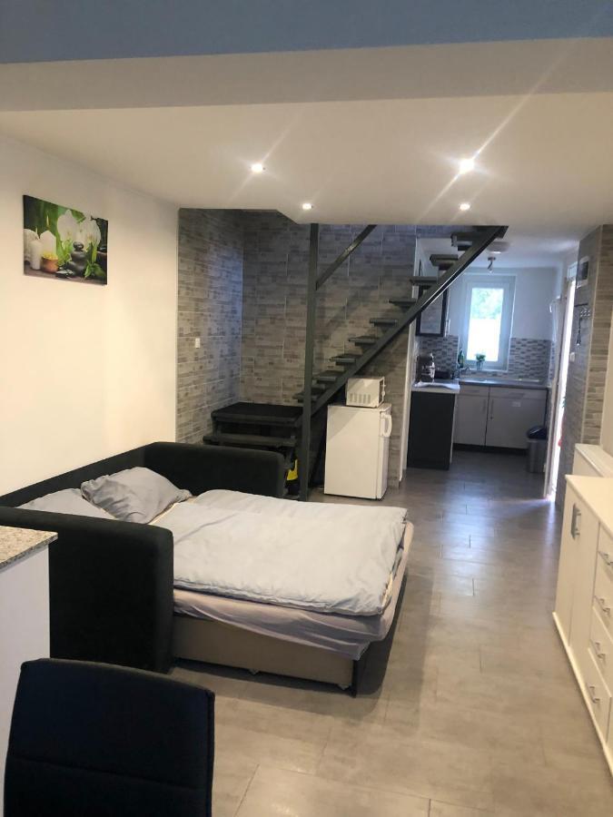 Heni Apartment Buk Luaran gambar