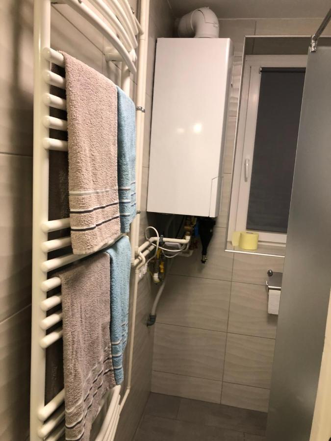 Heni Apartment Buk Luaran gambar