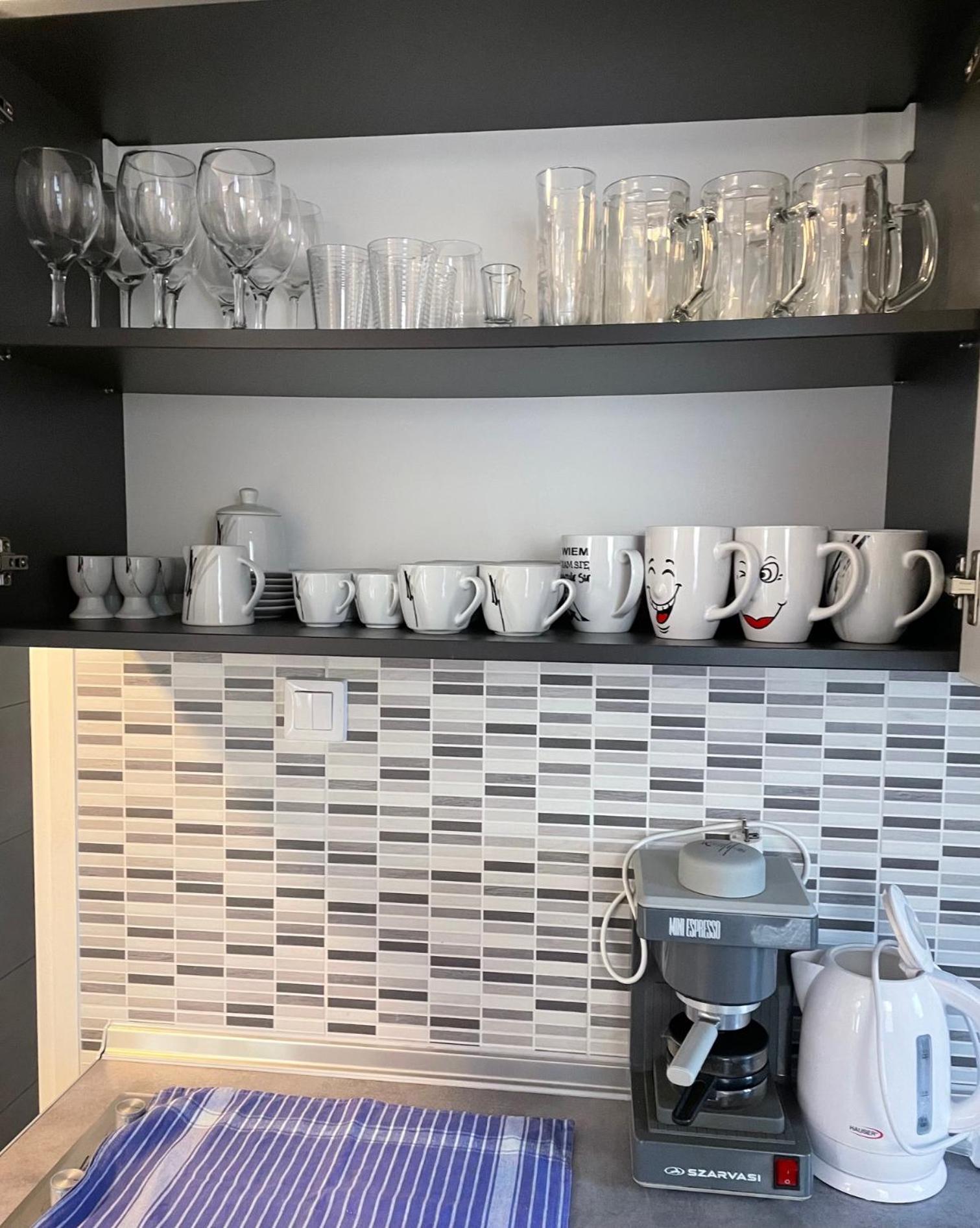 Heni Apartment Buk Luaran gambar