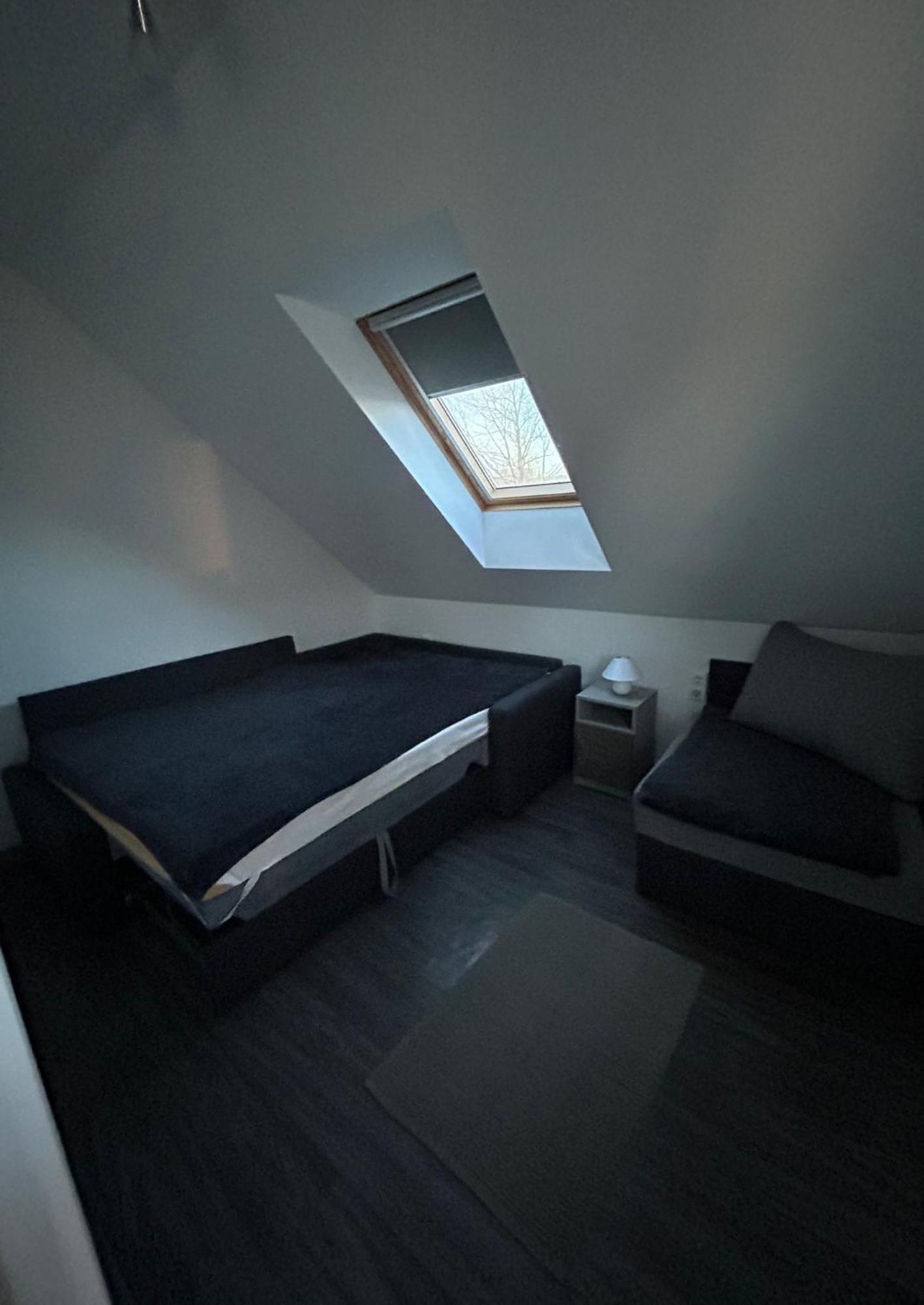 Heni Apartment Buk Luaran gambar