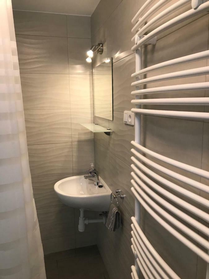 Heni Apartment Buk Luaran gambar
